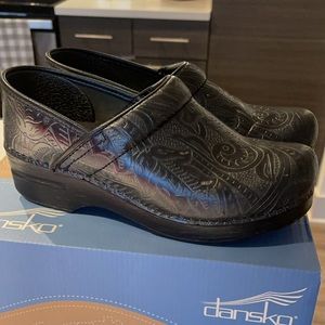 Dansko!